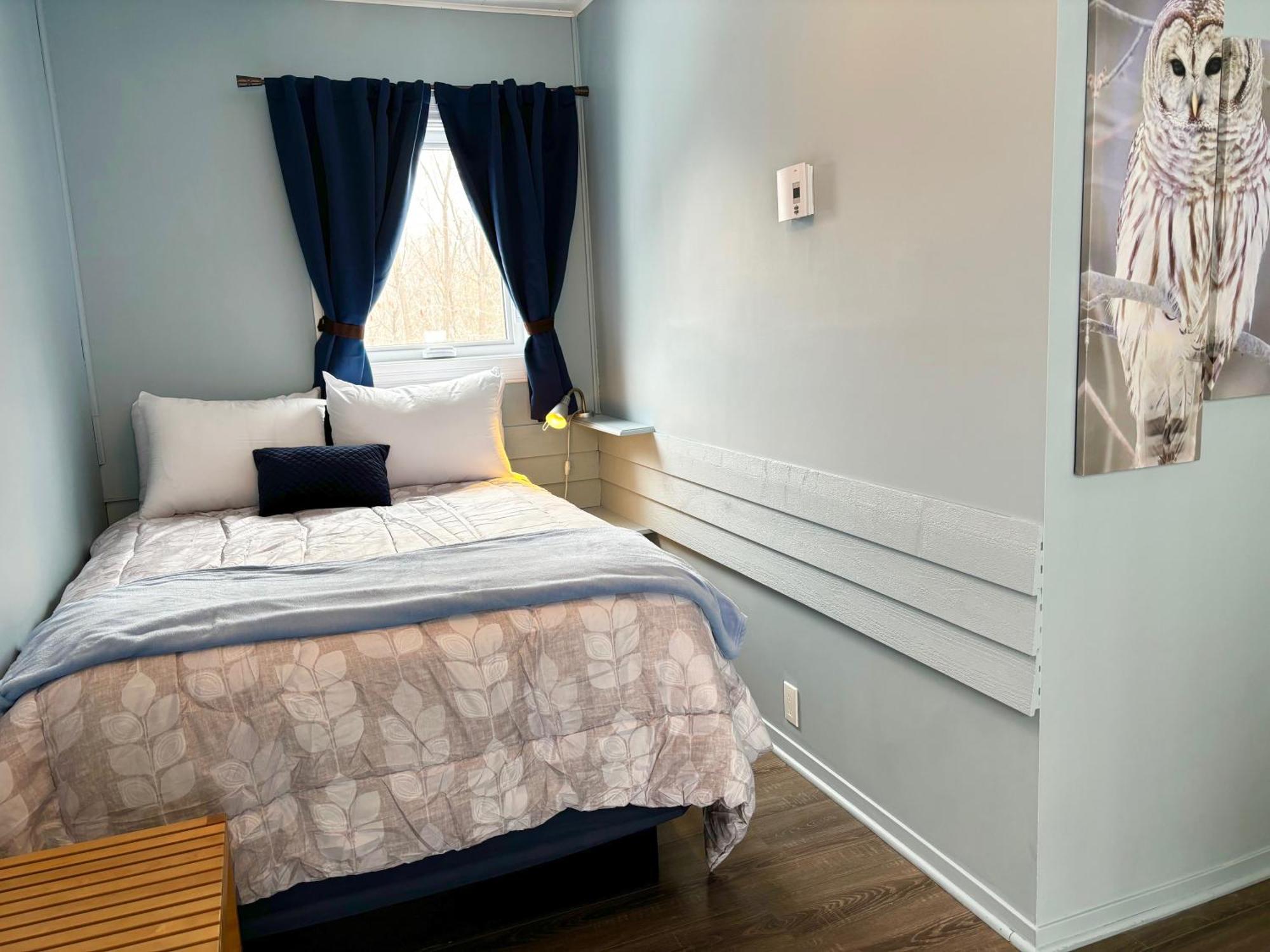 Aux Portes Du Soleil Motel