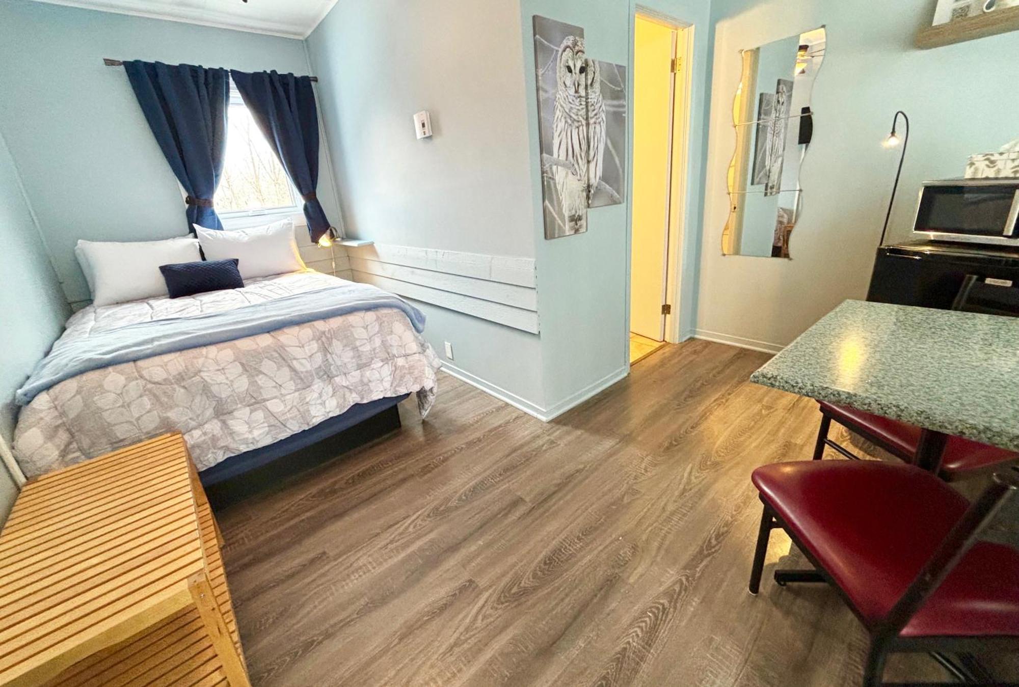 Aux Portes Du Soleil Motel Baie-Saint-Paul